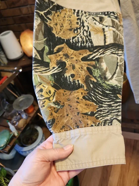 Cabela's Tan Camo Accent Button Down Collar Shirt Size XL Tall Hunting Outdoors - Picture 4 of 10